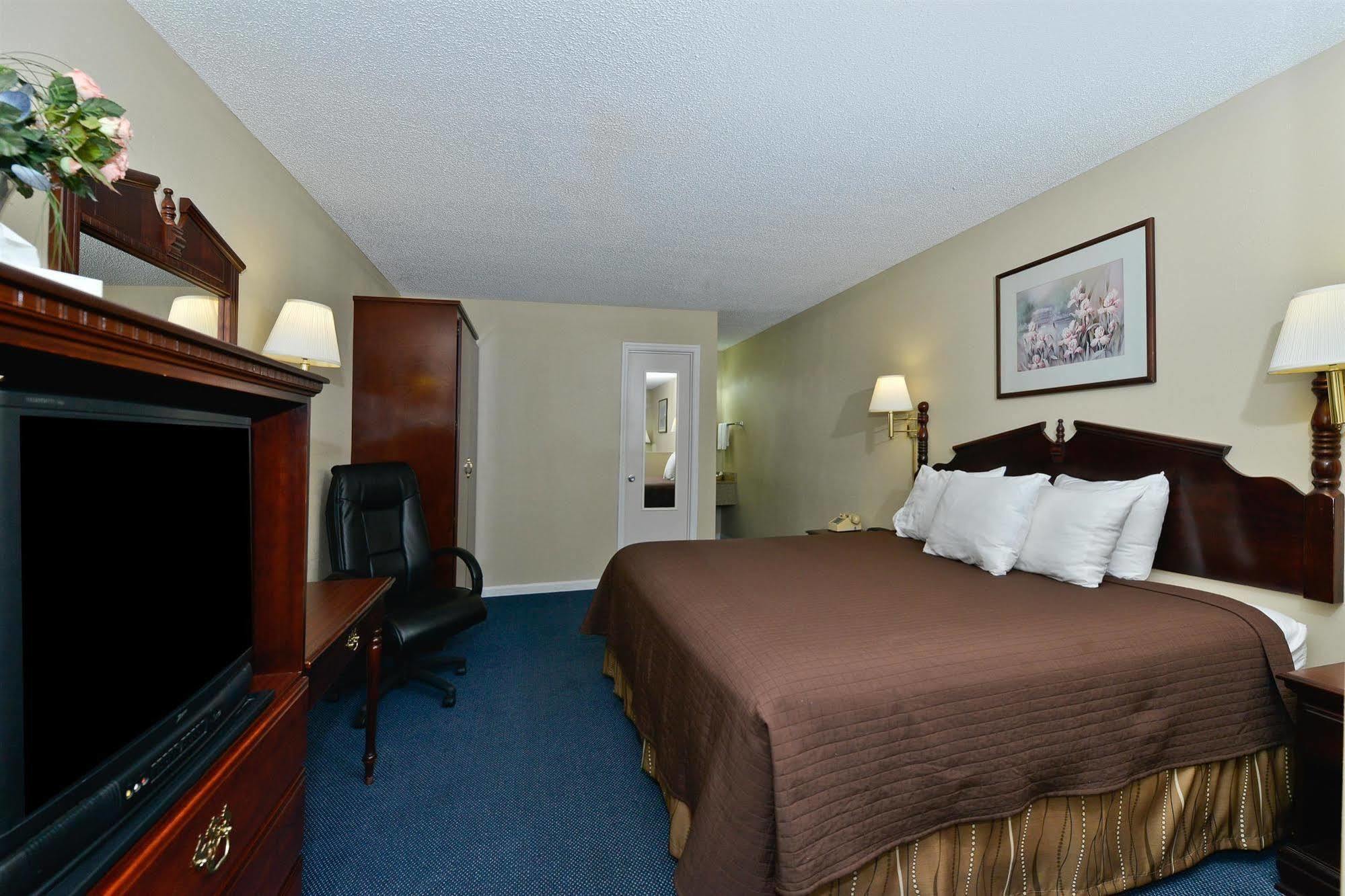 Americas Best Value Inn Hazlehurst Екстериор снимка